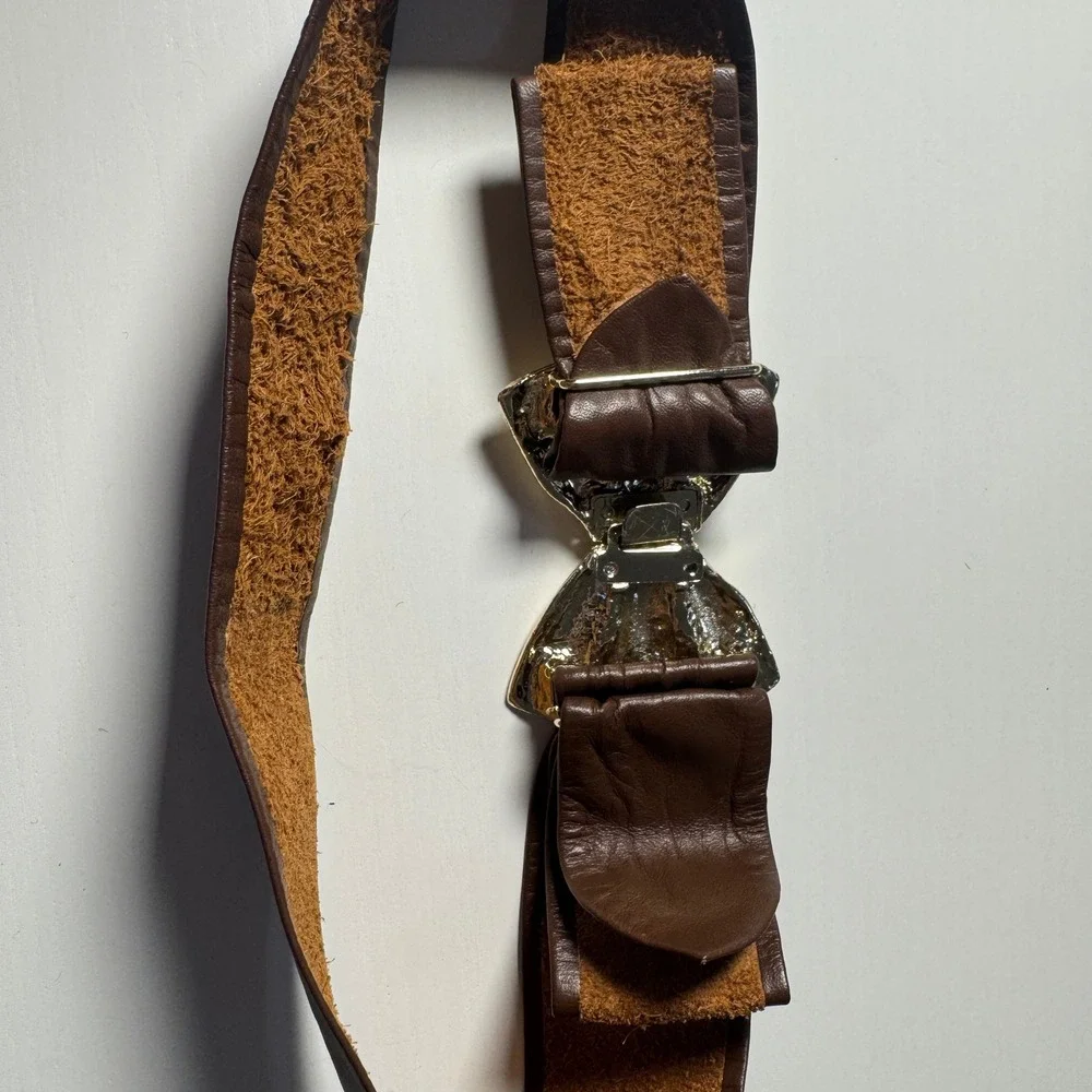 Vtg 80s Brown Leather Wide Waist Belt Hammered Gold Bow Buckle Statement Novelty